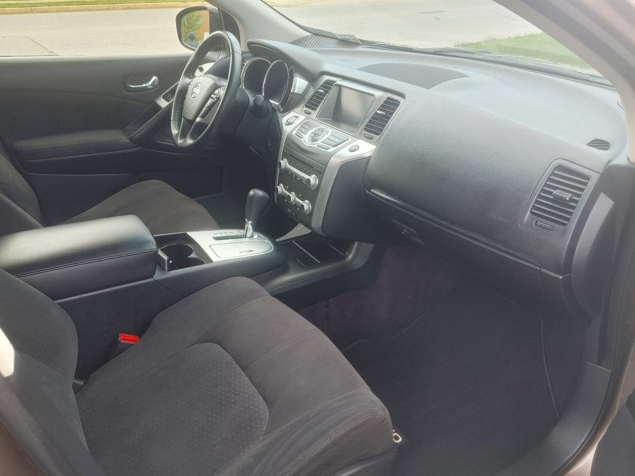 Nissan Murano SV 2013