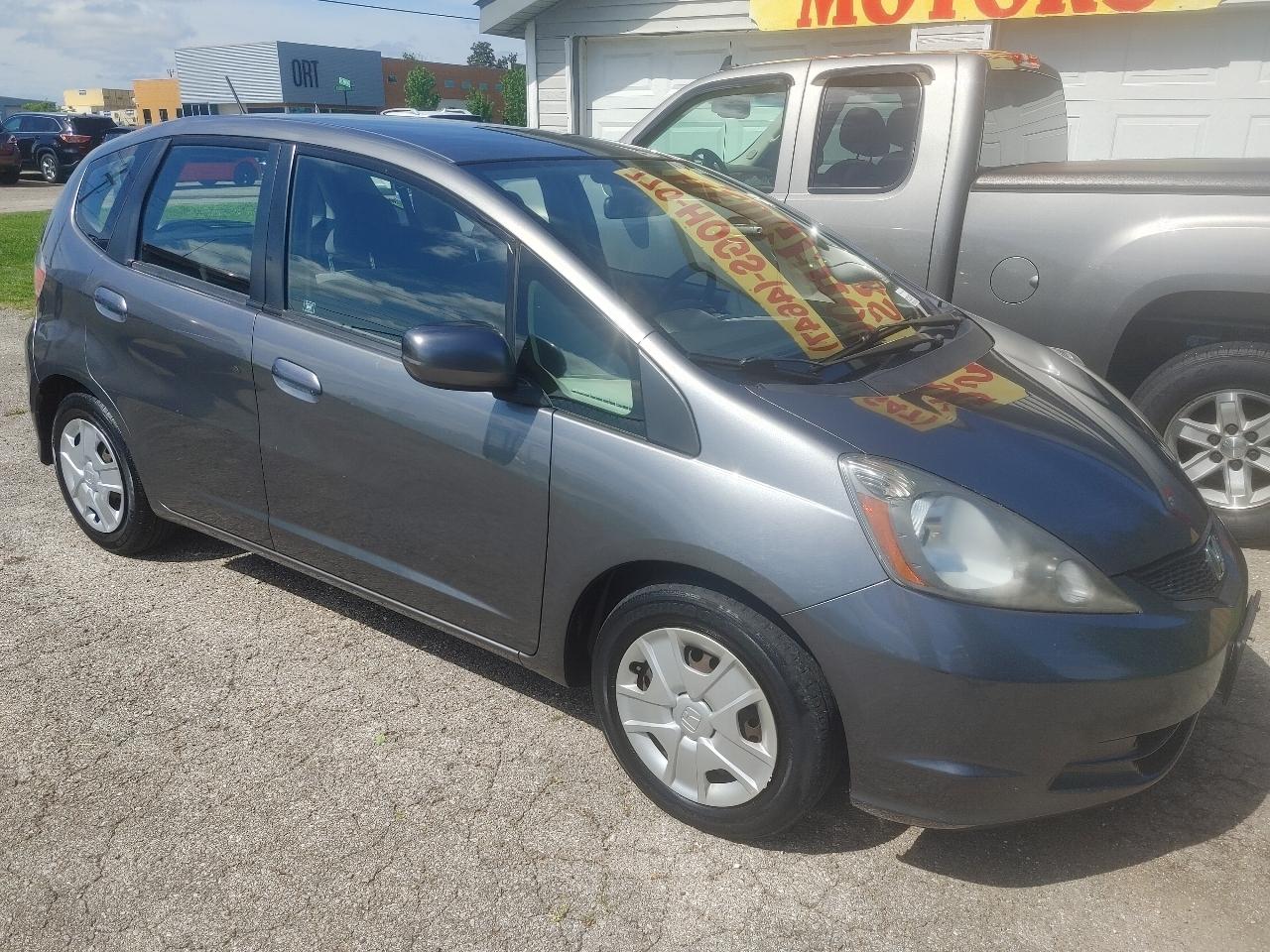 Honda Fit 5-Speed AT 2013