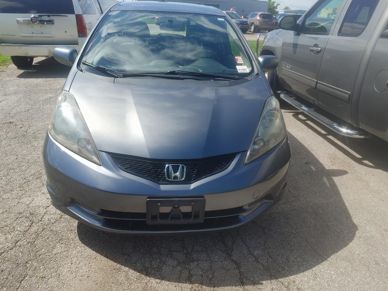 Honda Fit 5-Speed AT 2013