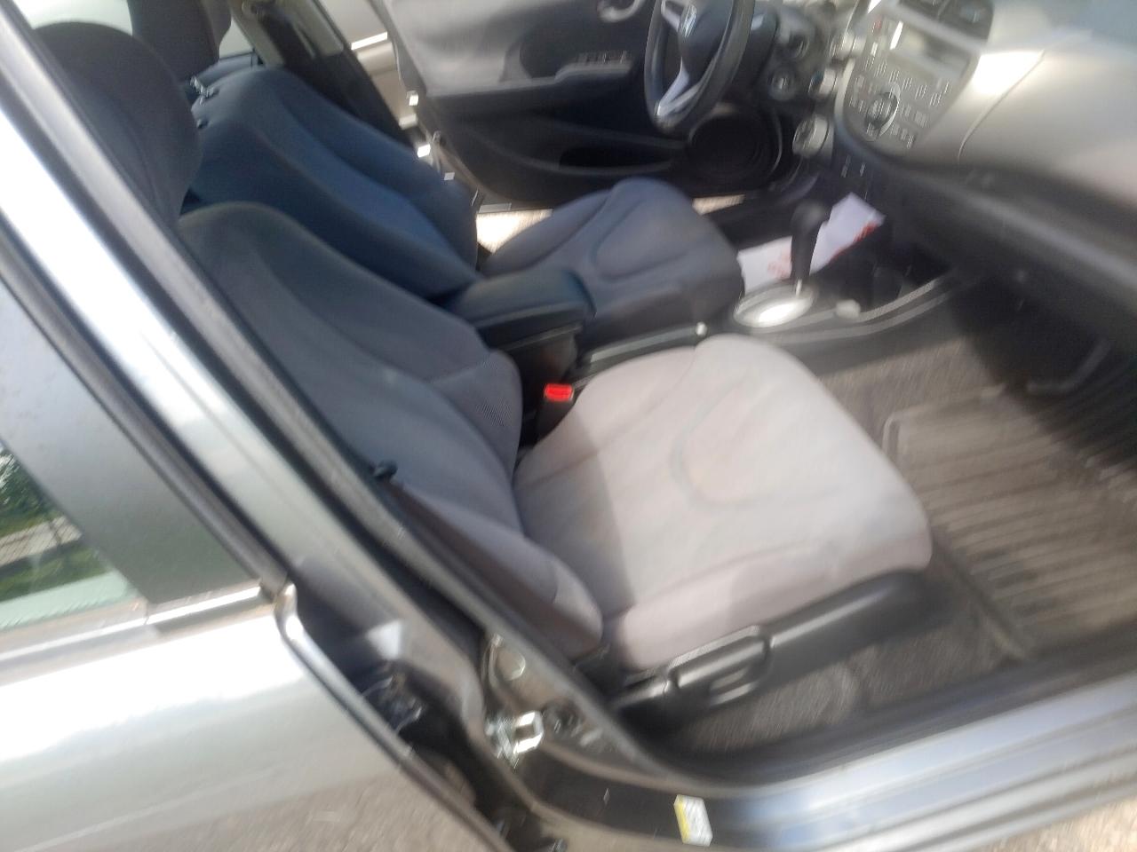 Honda Fit 5-Speed AT 2013