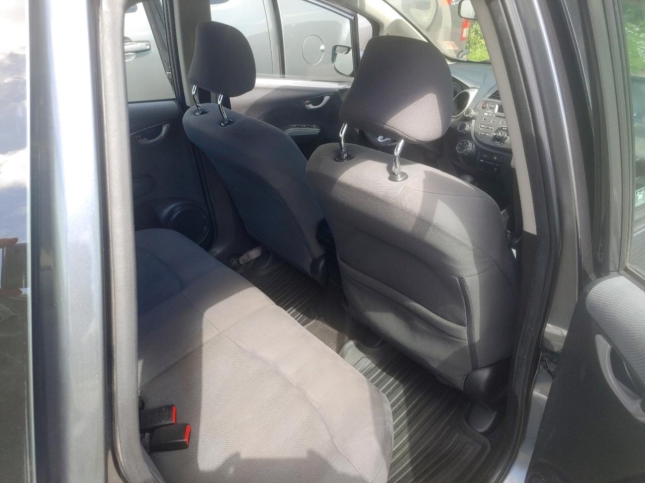 Honda Fit 5-Speed AT 2013