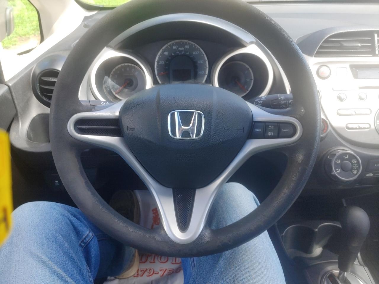 Honda Fit 5-Speed AT 2013