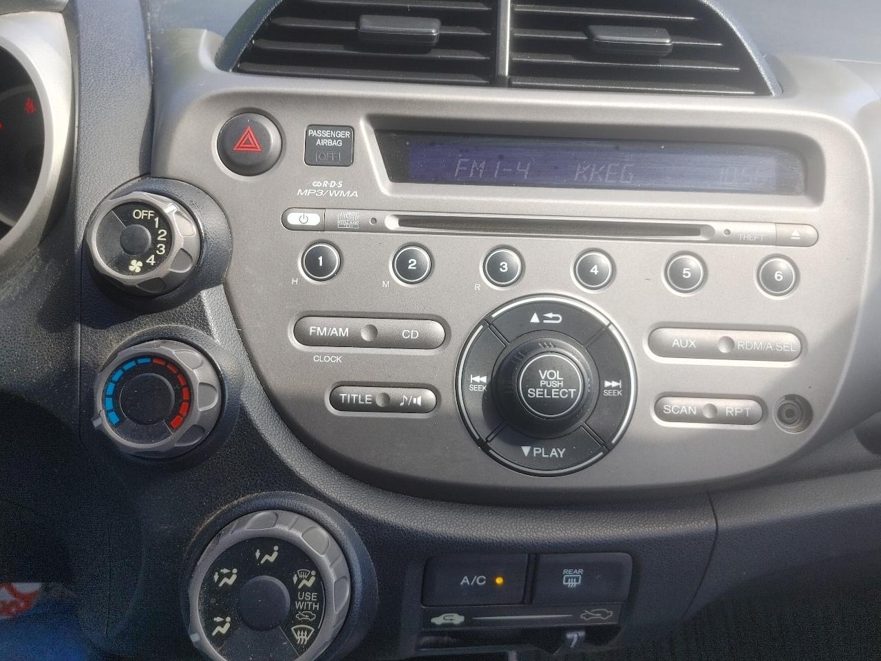 Honda Fit 5-Speed AT 2013
