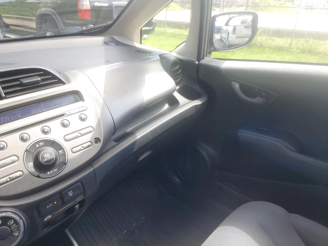 Honda Fit 5-Speed AT 2013