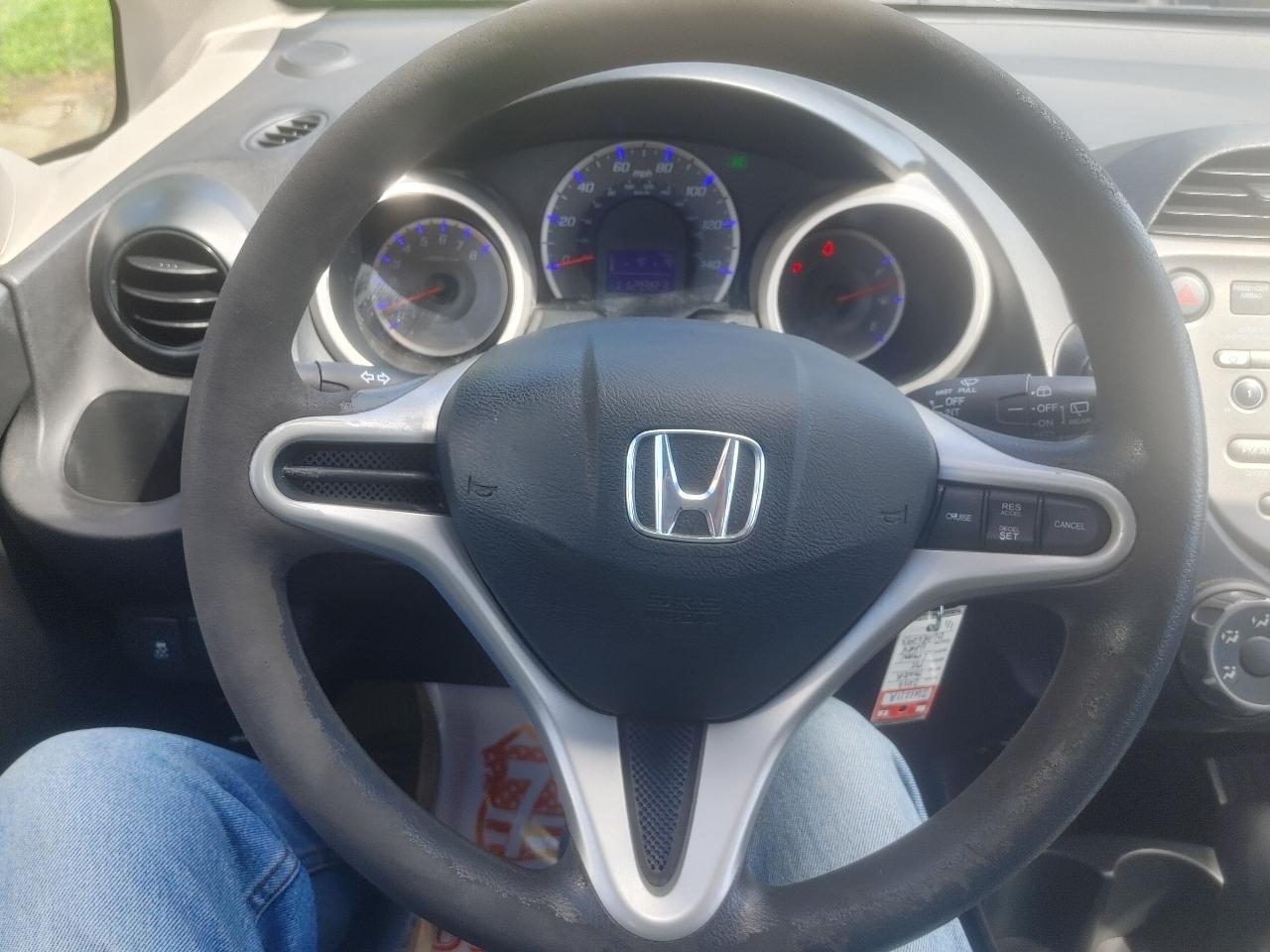 Honda Fit 5-Speed AT 2013