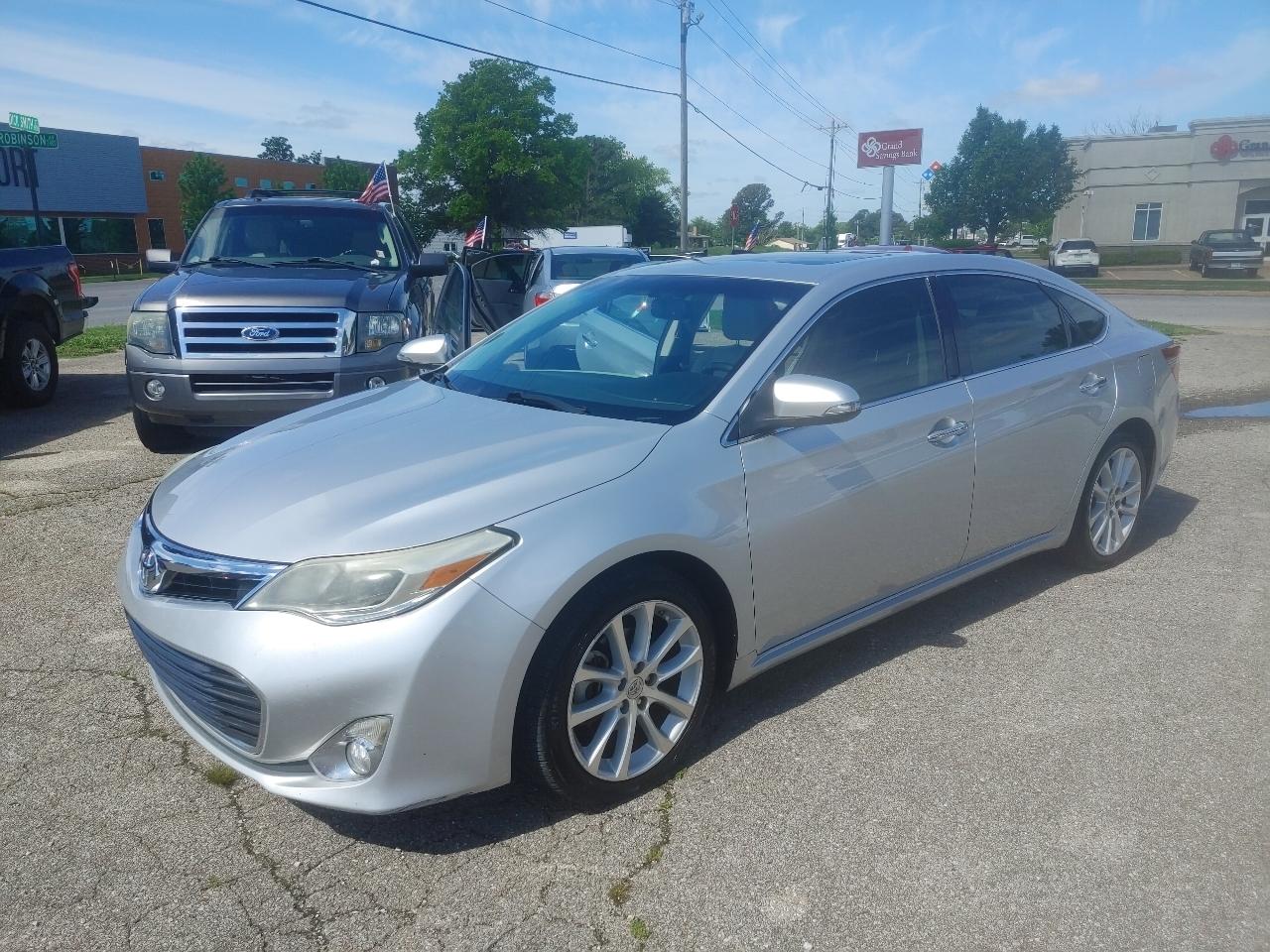 Toyota Avalon XLE 2013