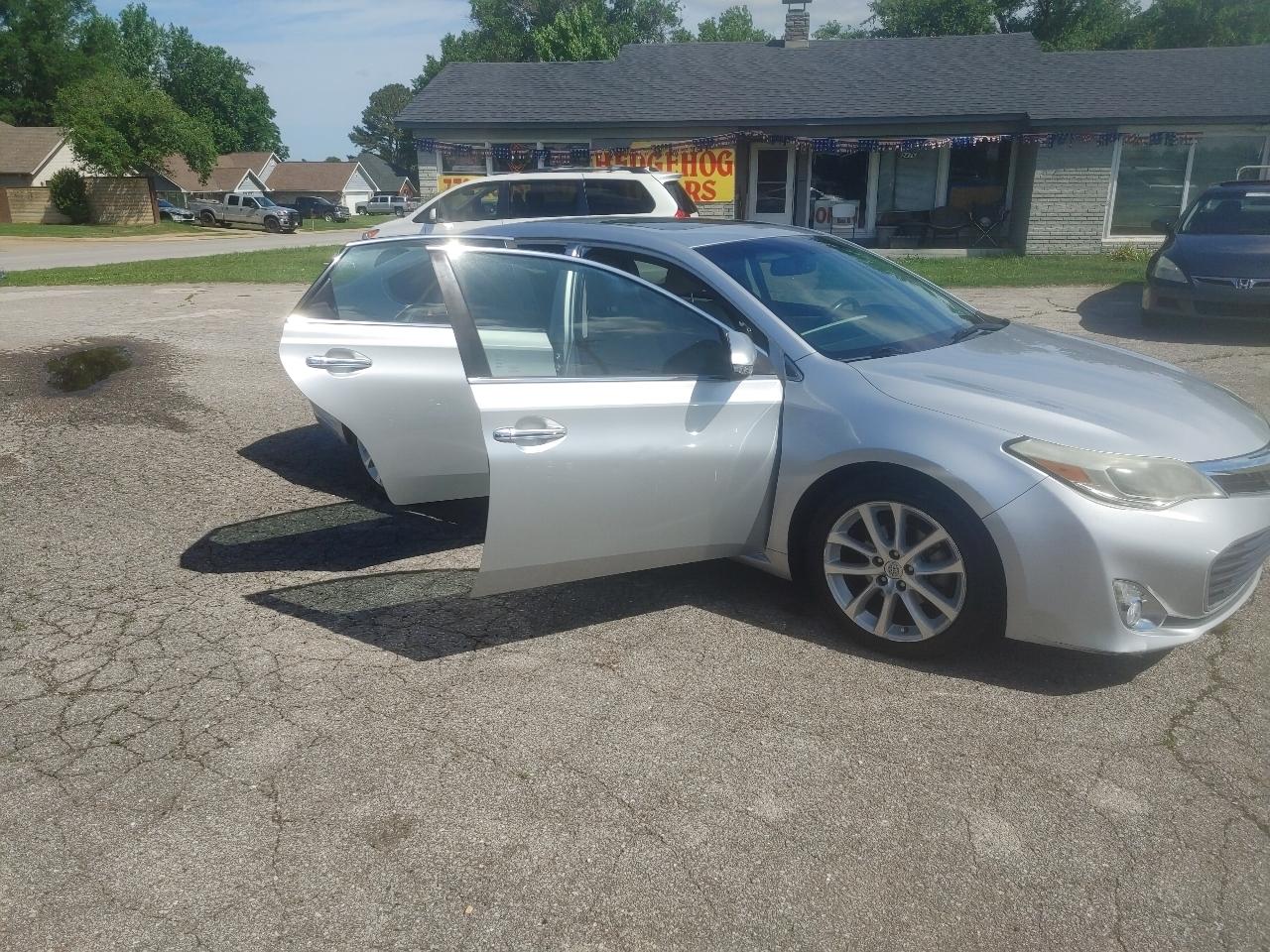 Toyota Avalon XLE 2013