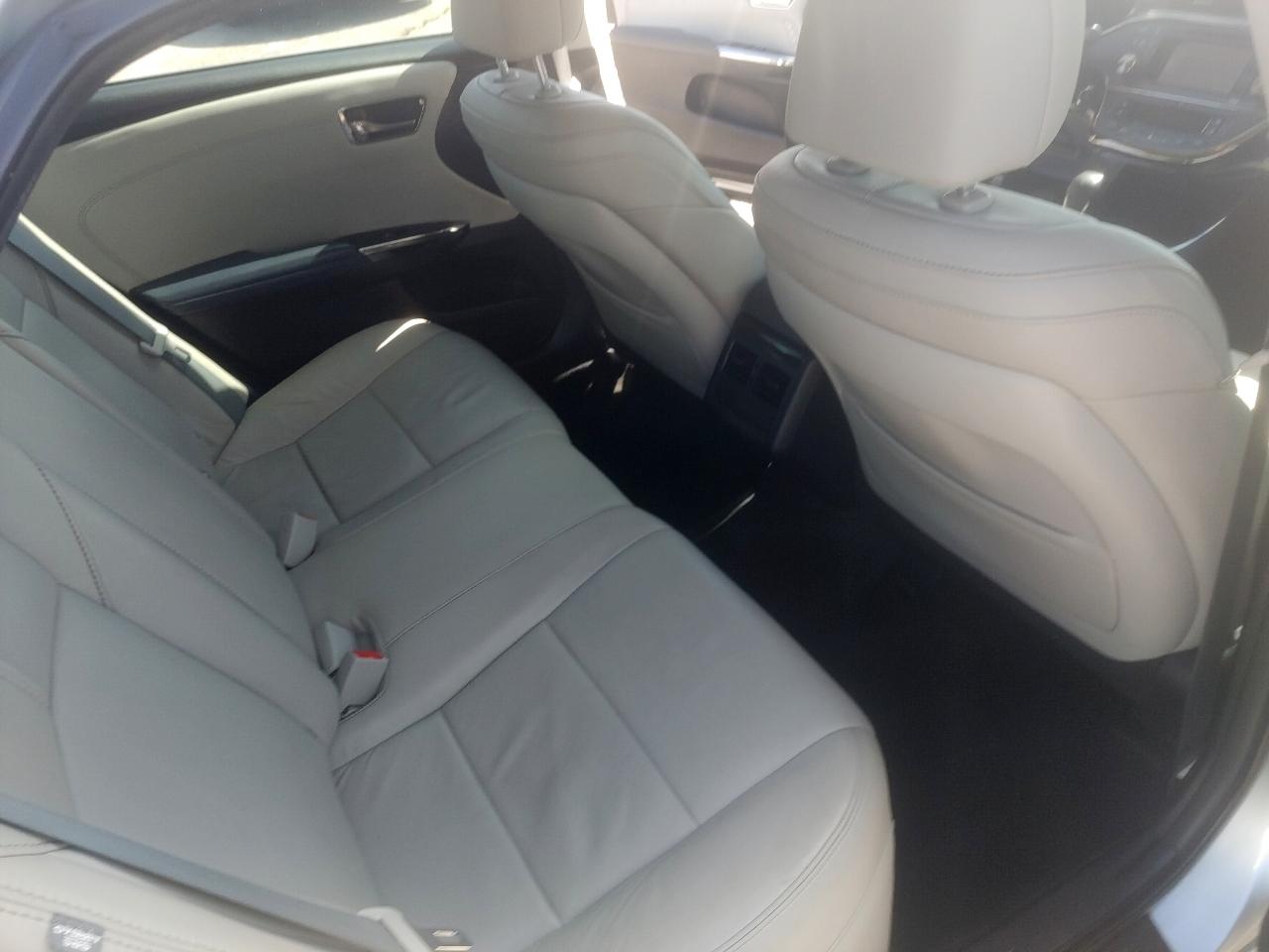 Toyota Avalon XLE 2013