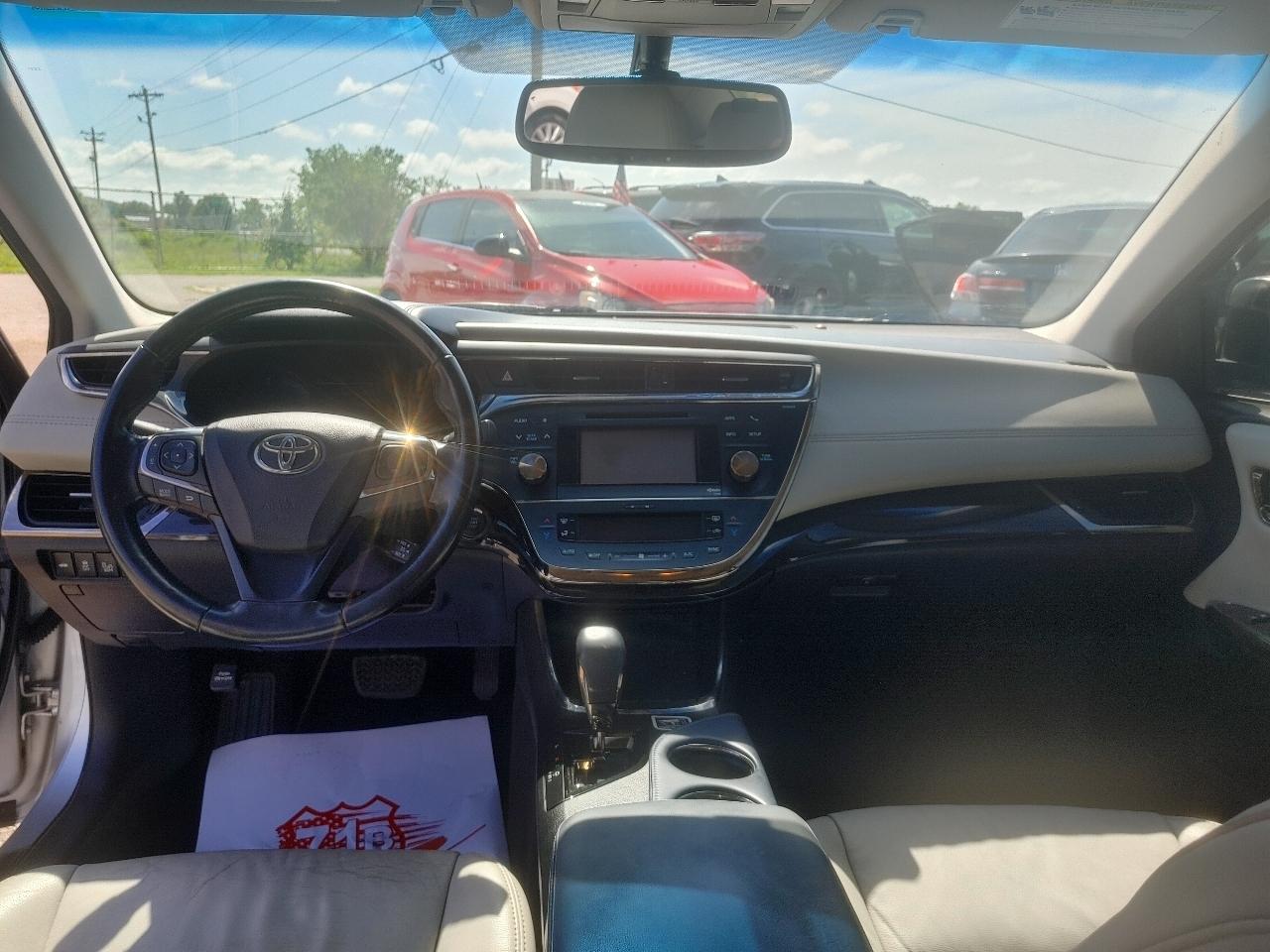 Toyota Avalon XLE 2013