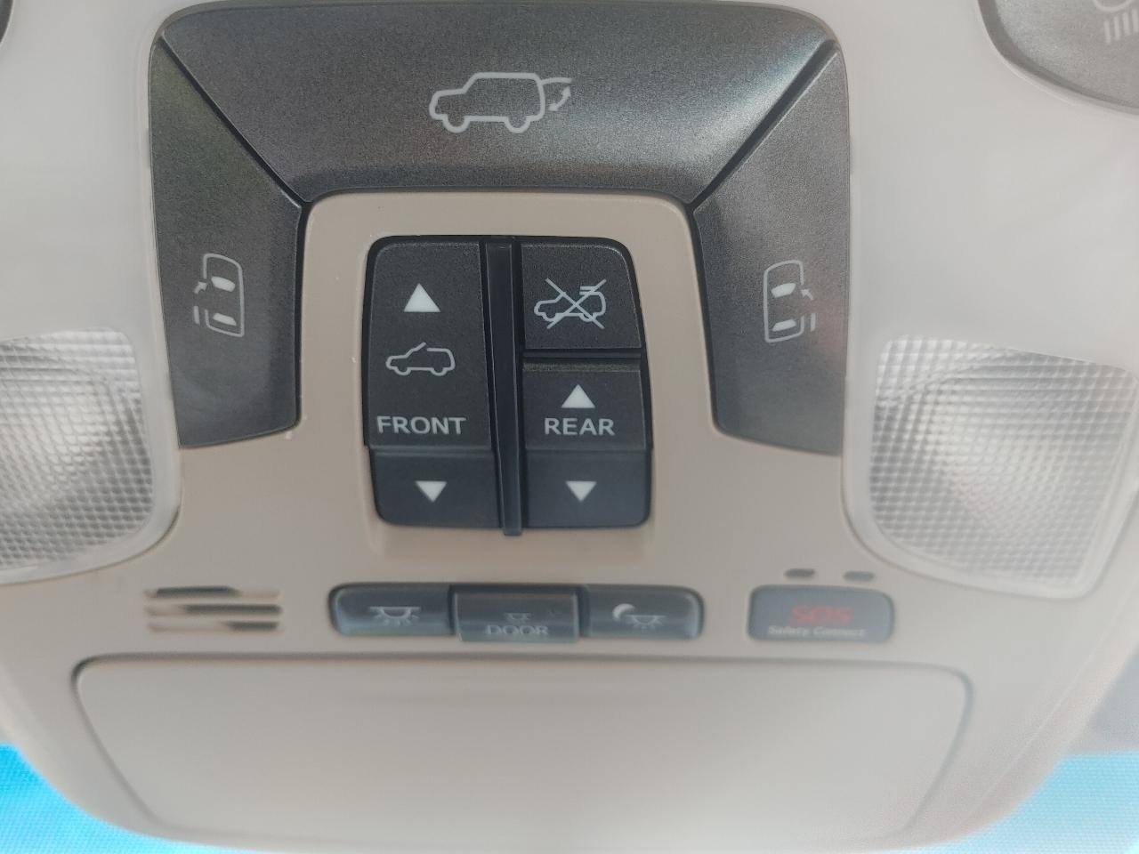 Toyota Sienna Limited 7-Pass V6 2011