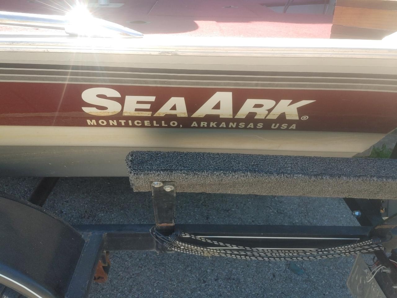 SeaArk Boats MC Bass 170  1997
