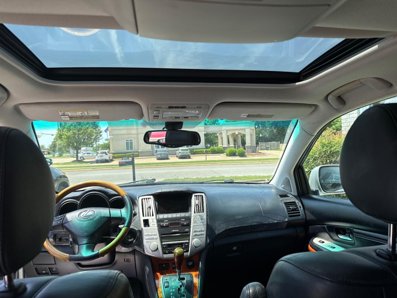 Lexus RX 330 4D SUV FWD 2004