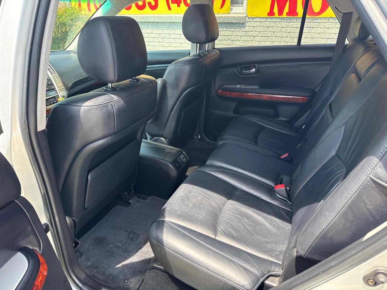 Lexus RX 330 4D SUV FWD 2004