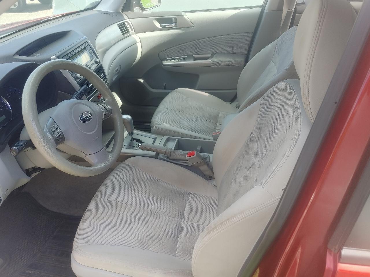 Subaru Forester 2.5X Premium 2010