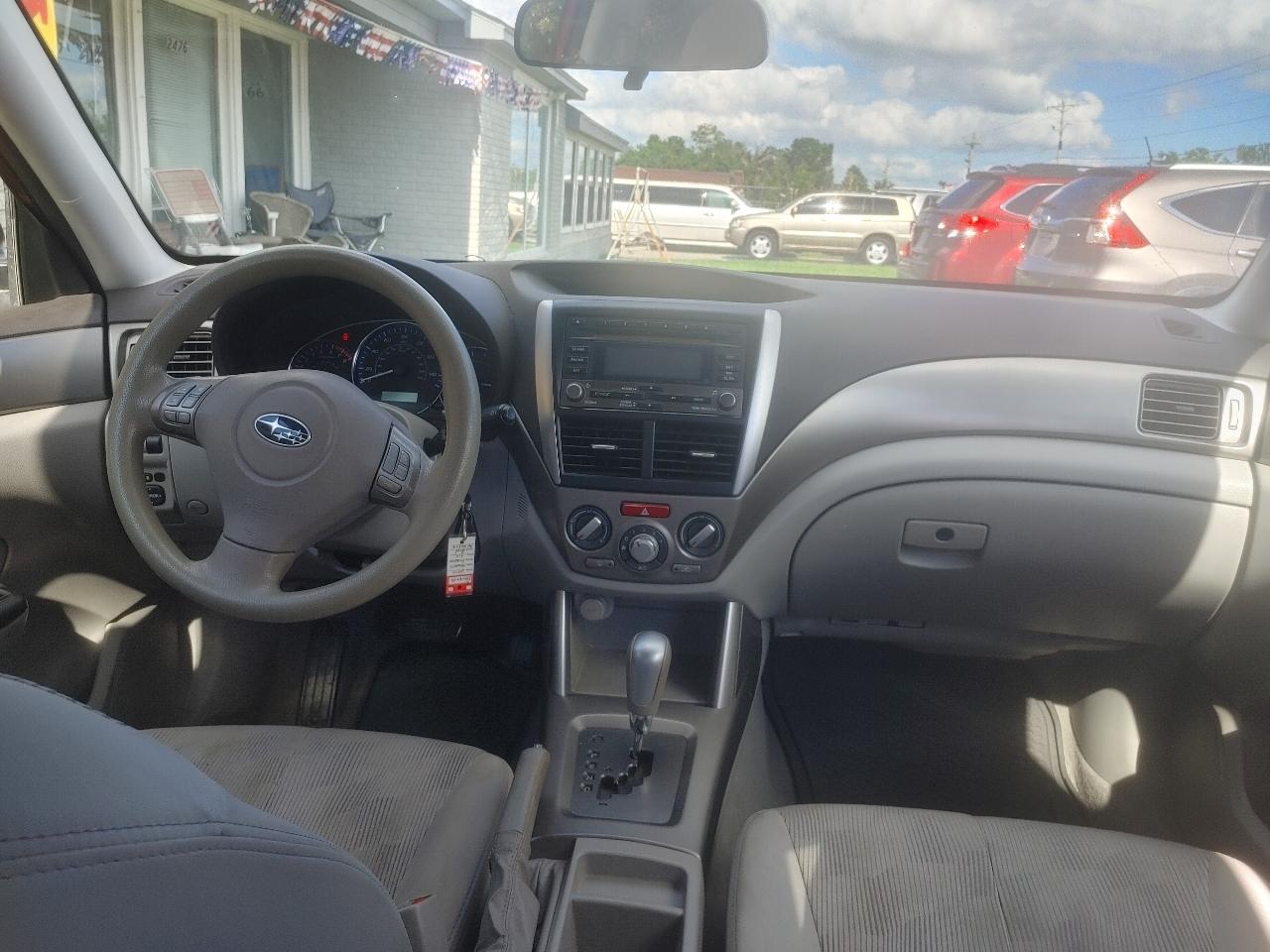 Subaru Forester 2.5X Premium 2010