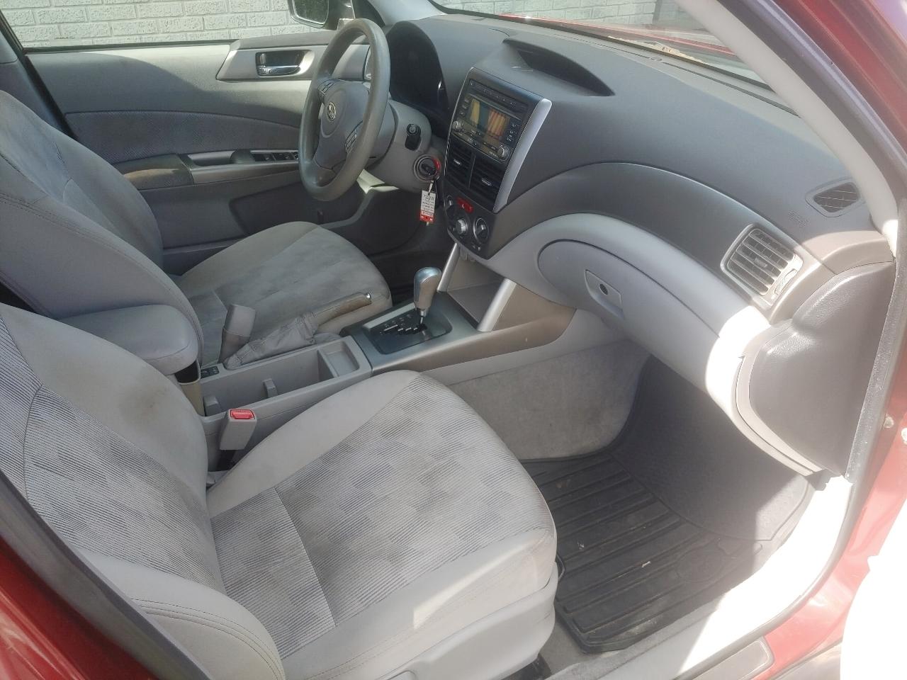 Subaru Forester 2.5X Premium 2010