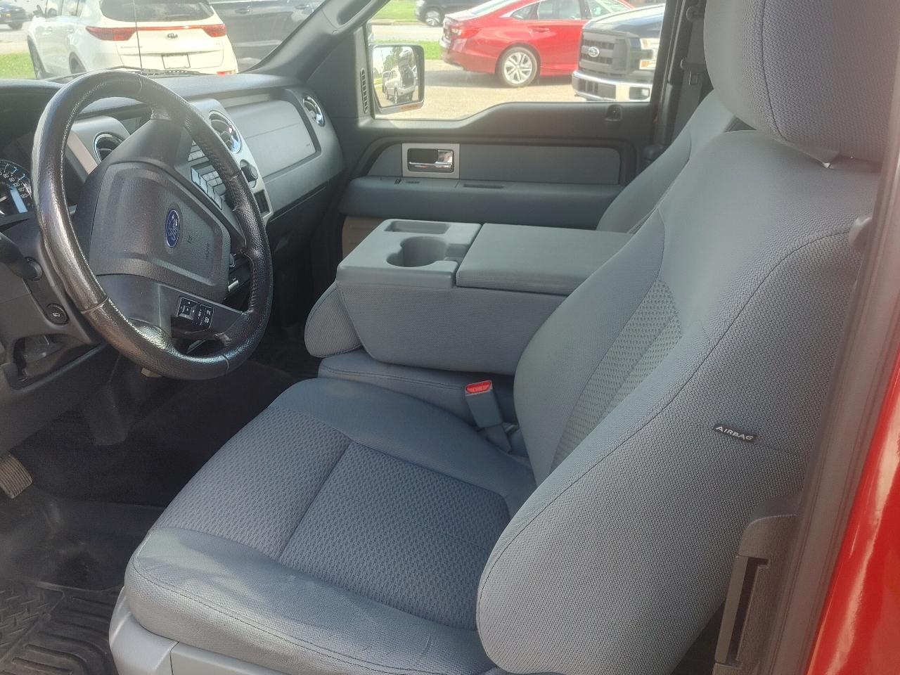Ford F-150 STX SuperCab 6.5-ft. Bed 2WD 2011