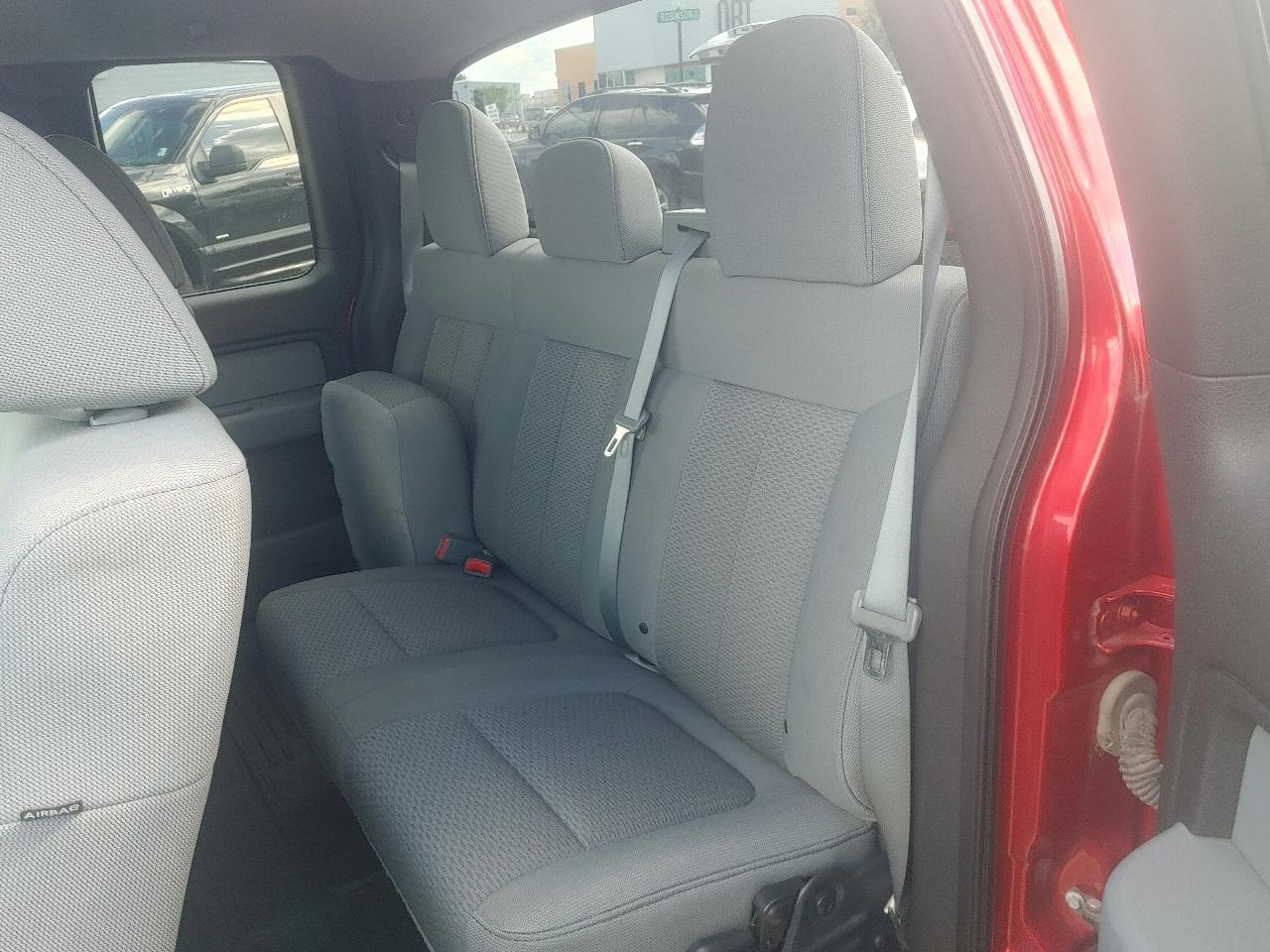 Ford F-150 STX SuperCab 6.5-ft. Bed 2WD 2011