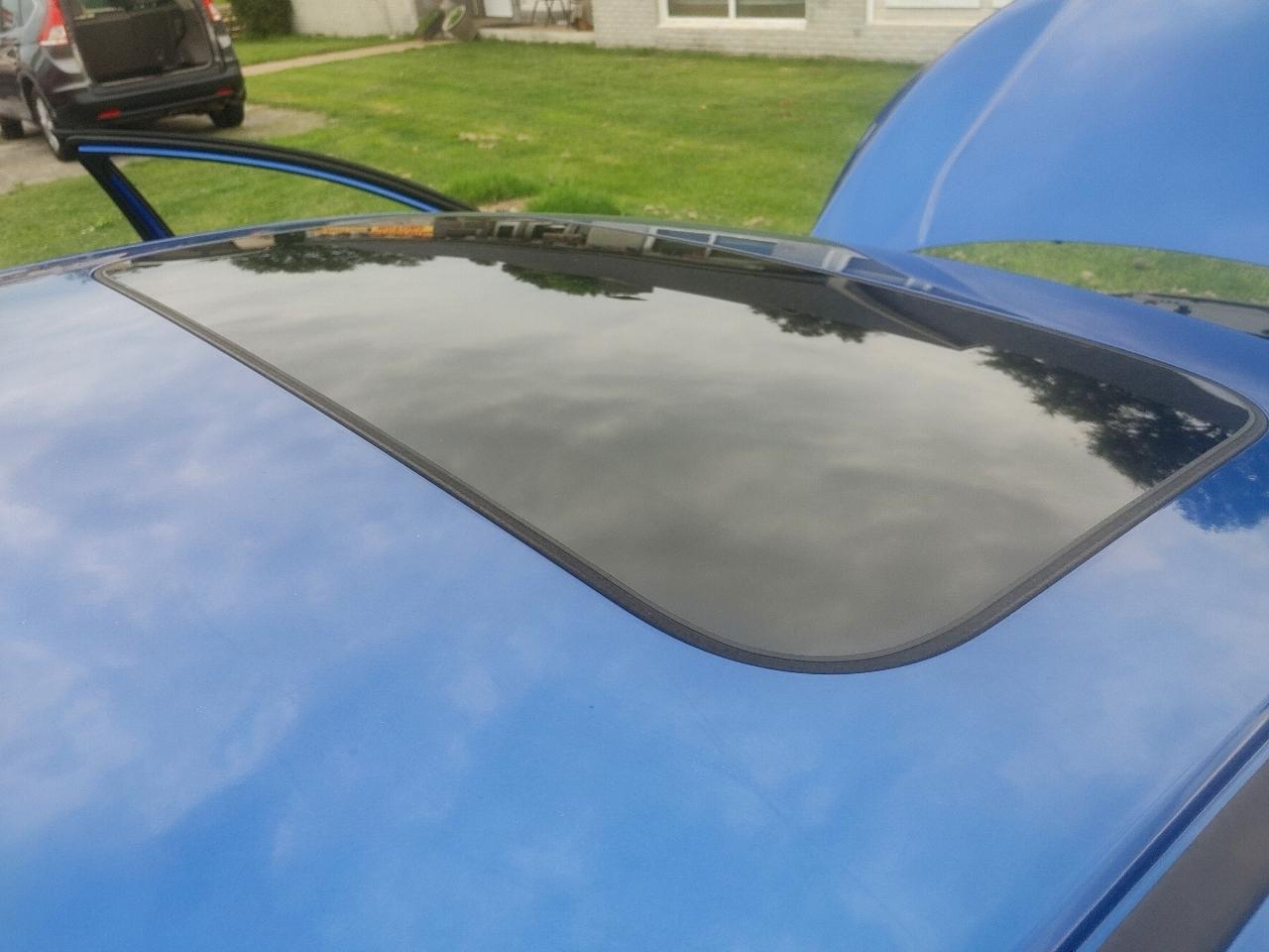 Honda Civic EX-L w/ Navigation 2017