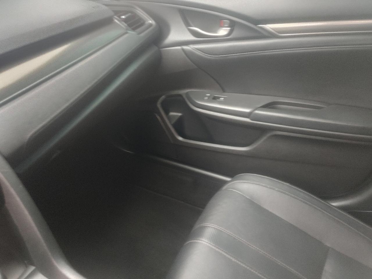 Honda Civic EX-L w/ Navigation 2017