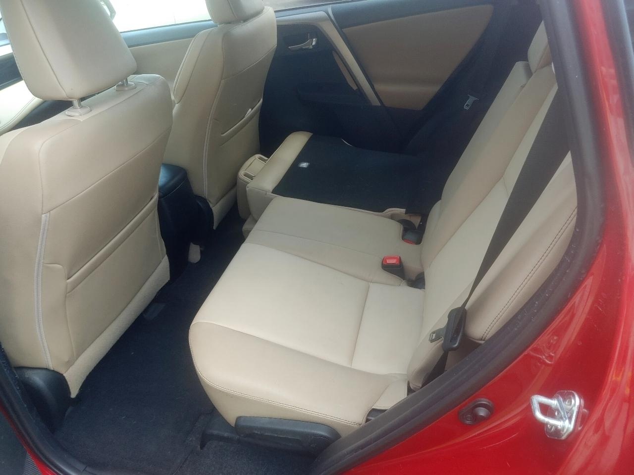 Toyota RAV4 Limited FWD 2014