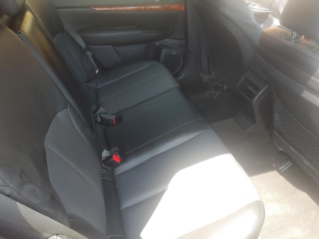 Subaru Outback 2.5i Limited 2012