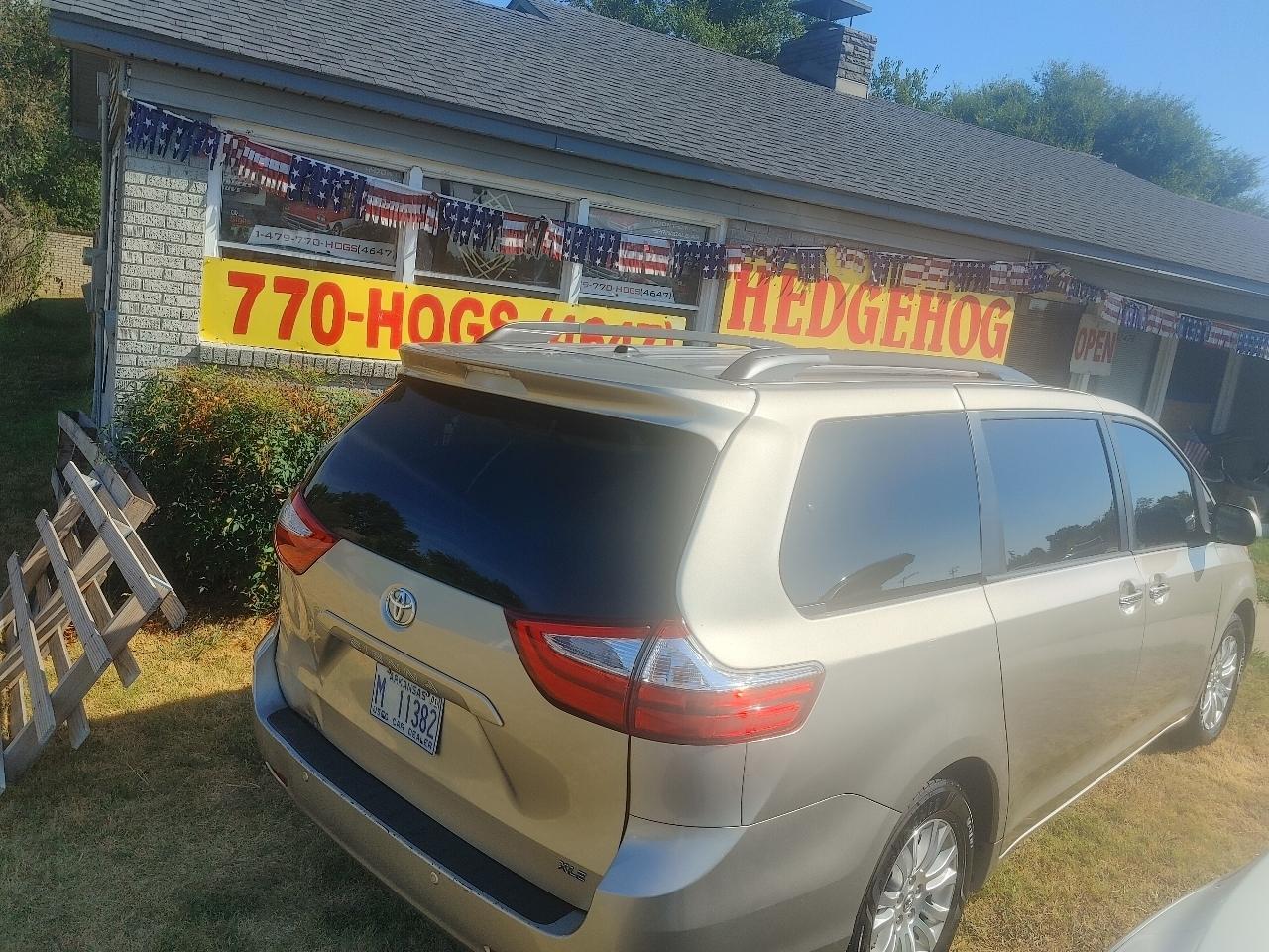 Toyota Sienna Limited Premium 7-Passenger 2017