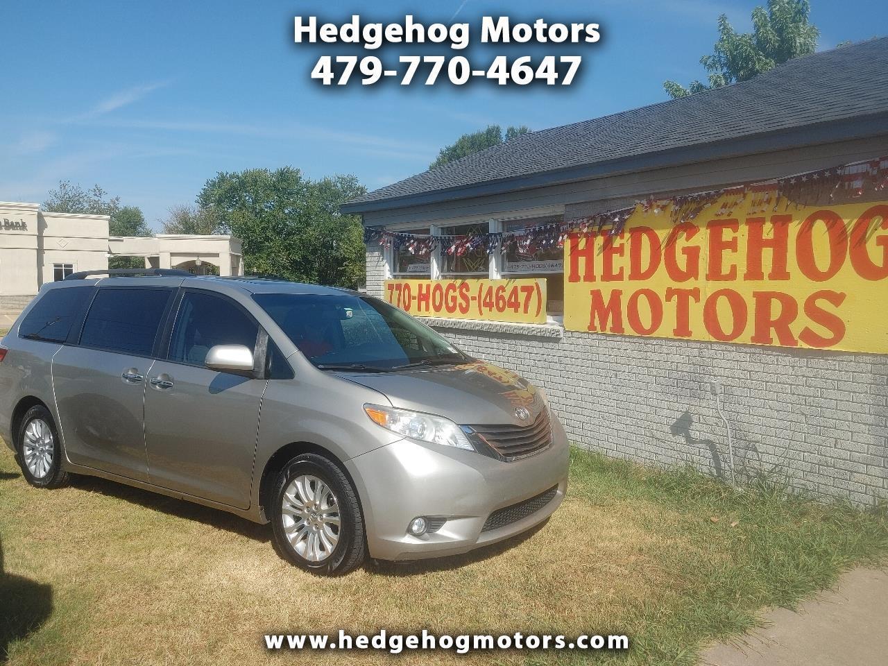 2017 Toyota Sienna Limited Premium 7-Passenger