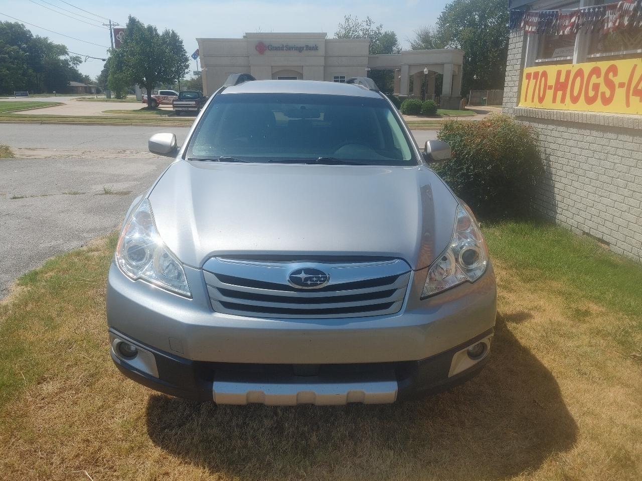 Subaru Outback 2.5i Limited 2010
