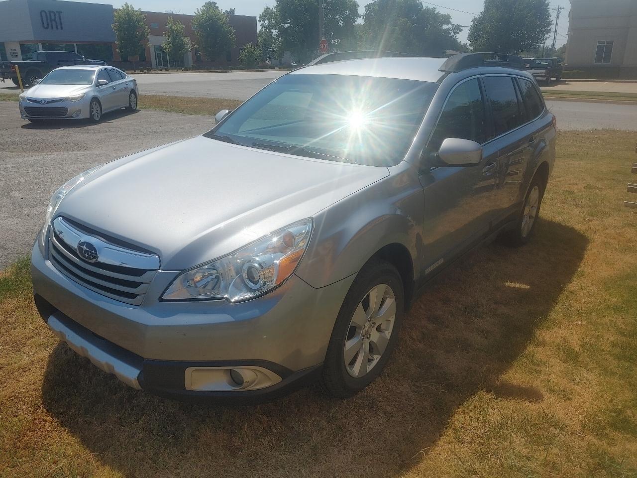 Subaru Outback 2.5i Limited 2010