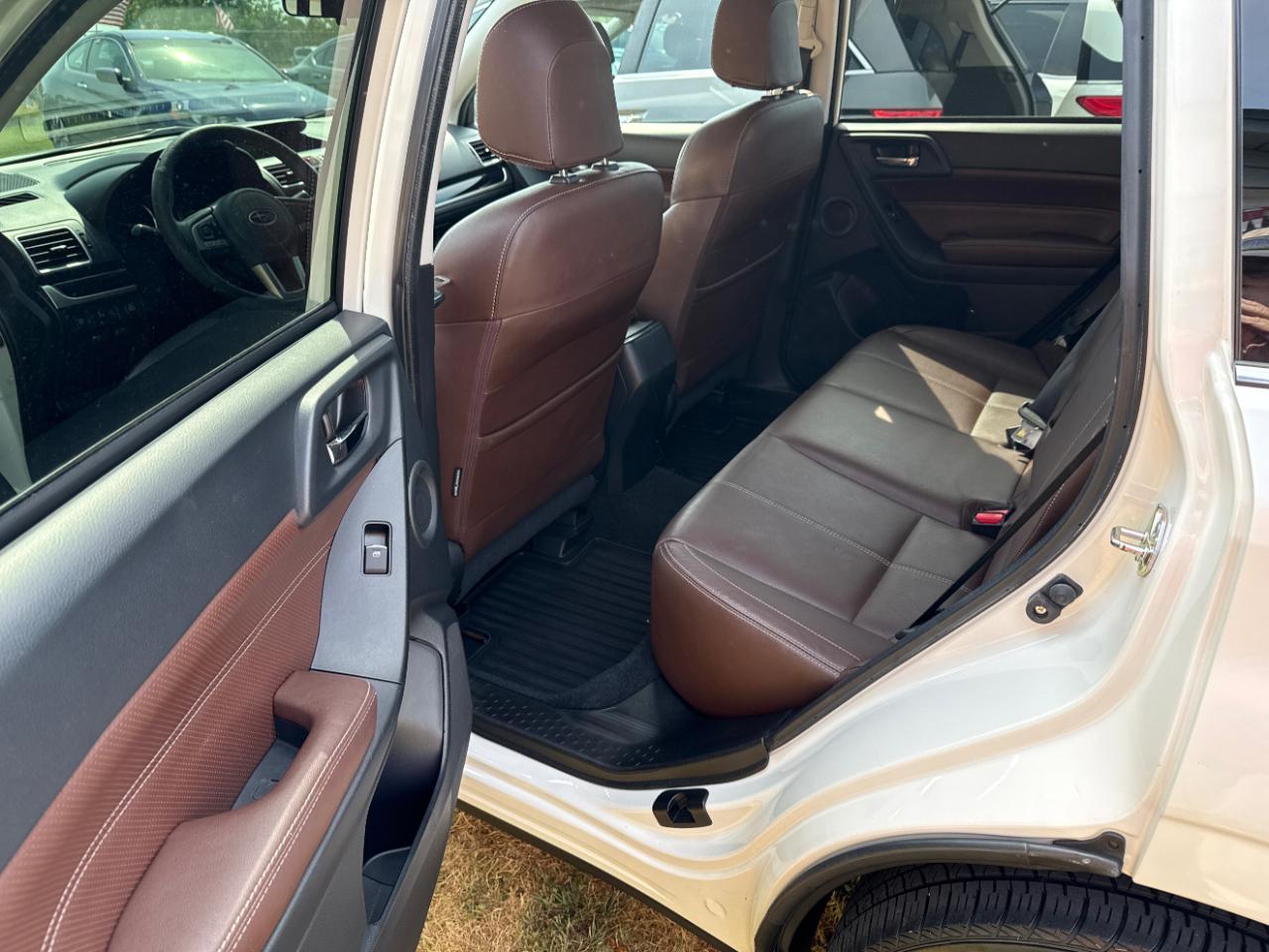 Subaru Forester 2.5i Touring 2017