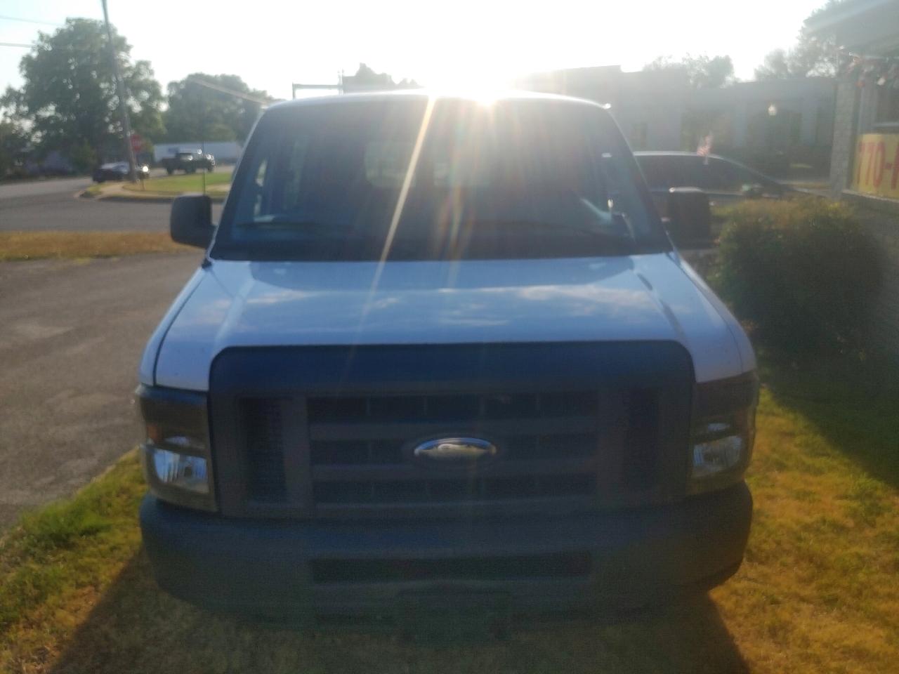 Ford Econoline E-150 2013
