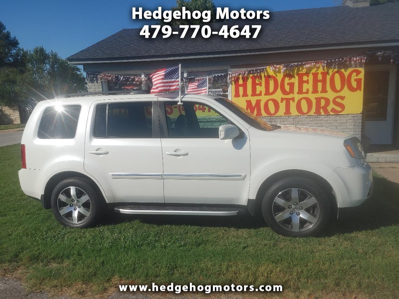 2013 Honda Pilot Touring 4WD 5-Spd AT with DVD