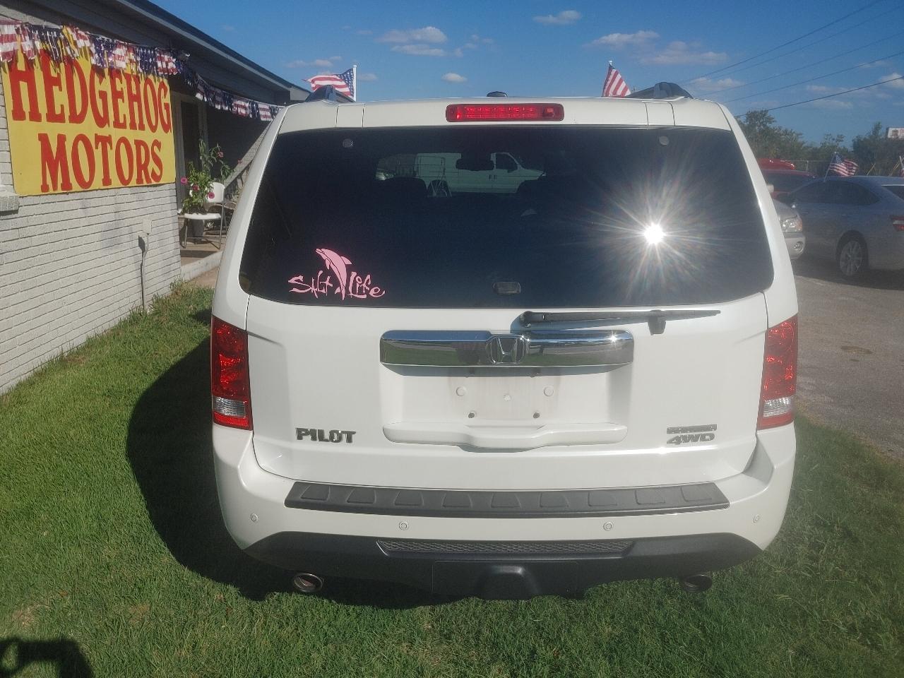 Honda Pilot Touring 4WD 5-Spd AT with DVD 2013