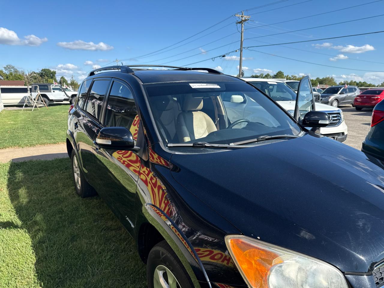 Toyota RAV4 Limited V6 2WD 2010