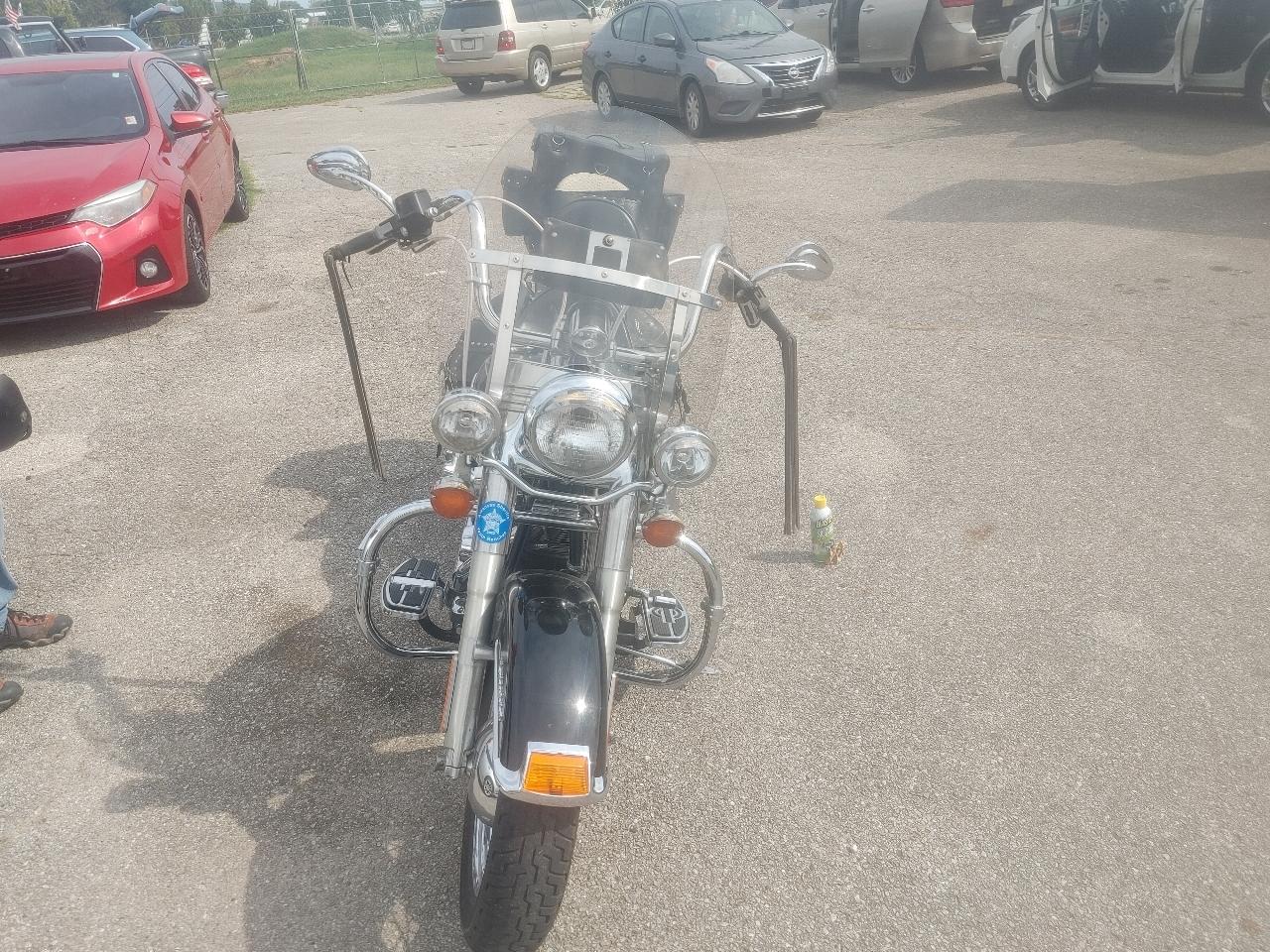 Harley-Davidson FLSTC  2009
