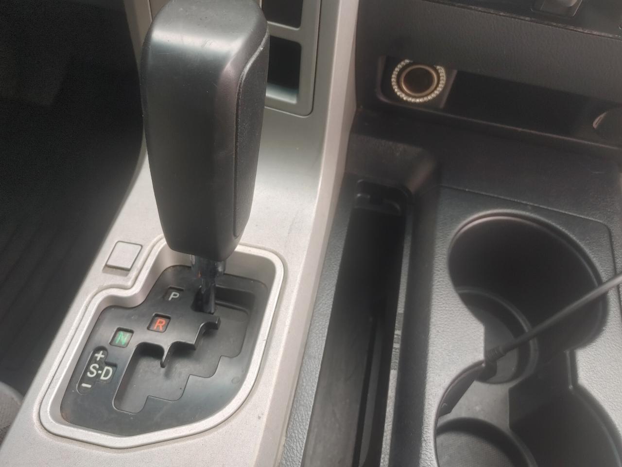 Toyota Tundra SR5 CrewMax 5.7L 4WD 2008