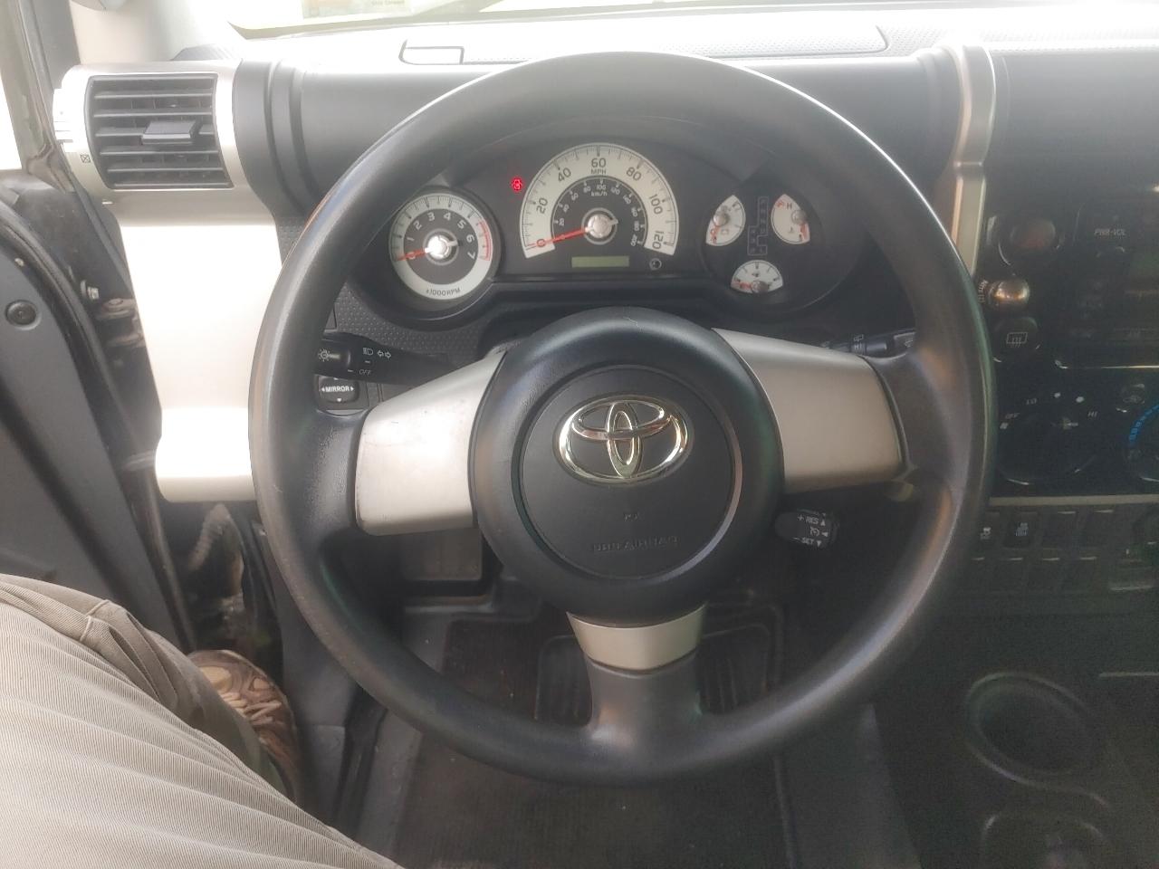 Toyota FJ Cruiser 2WD 2009