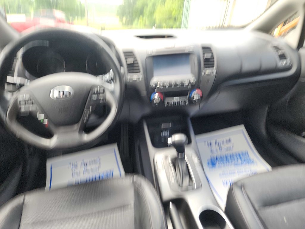 Kia Forte 5-Door 5dr HB Auto EX 2014