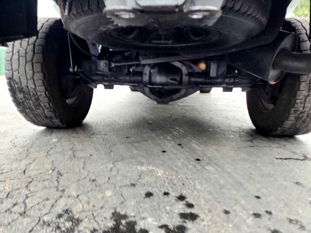 RAM 2500 4WD Reg Cab 140.5" Tradesman 2014 RAM 2500 4WD Reg Cab 140.5" Tradesman 2014