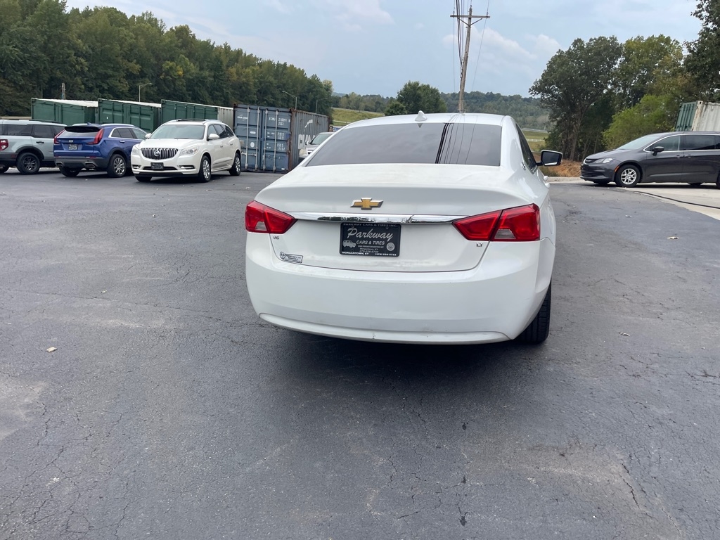 Chevrolet Impala 4dr Sdn LT w/1LT 2017 Chevrolet Impala 4dr Sdn LT w/1LT 2017