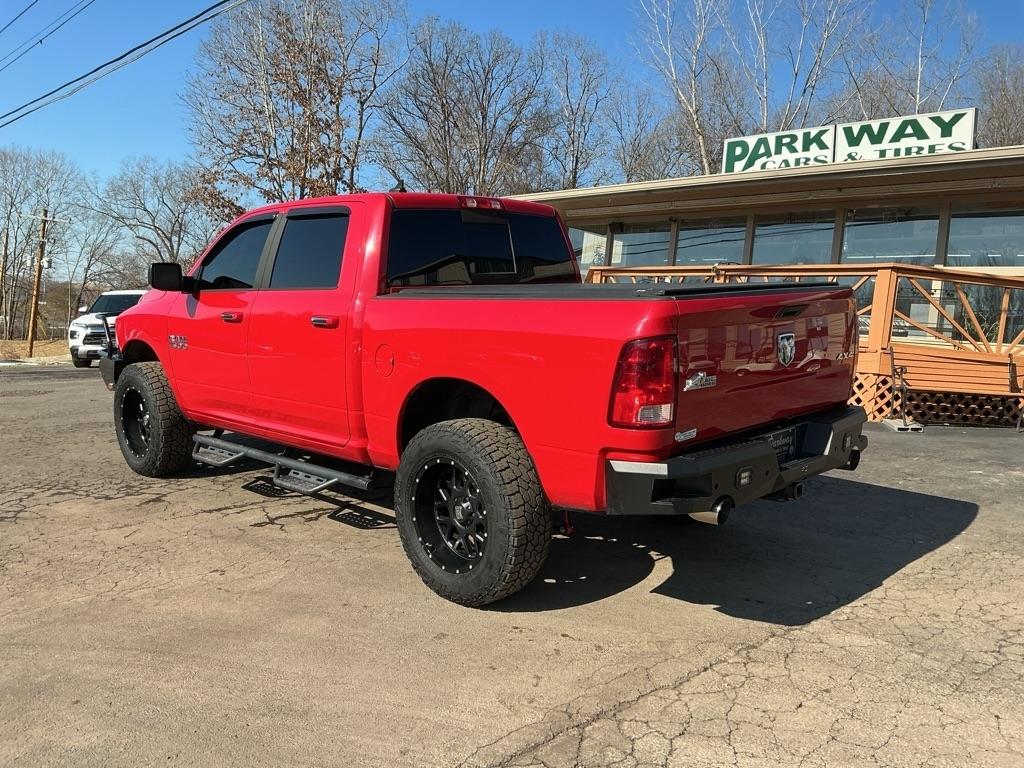 RAM 1500 4WD Crew Cab 140.5" Big Horn 2014