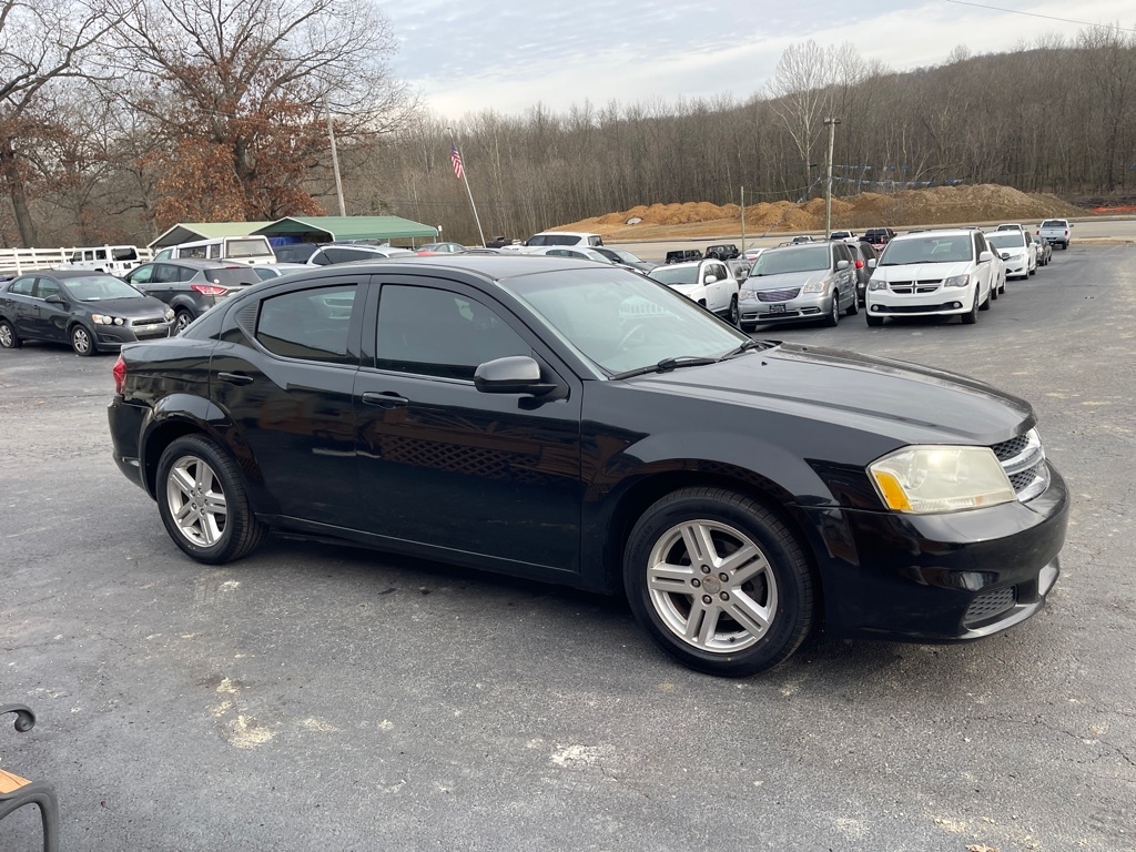 Dodge Avenger 4dr Sdn SXT 2014