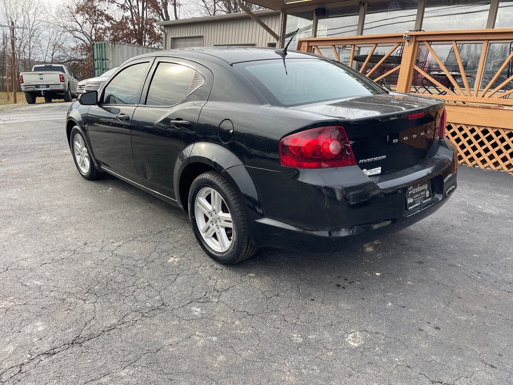 Dodge Avenger 4dr Sdn SXT 2014