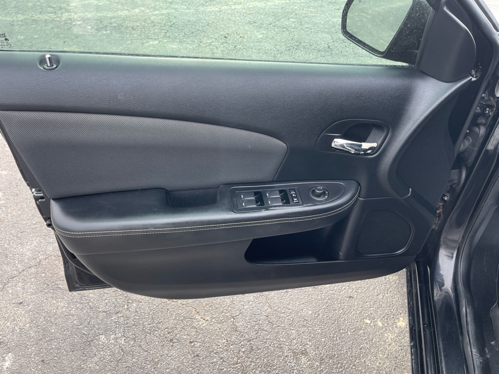 Dodge Avenger 4dr Sdn SXT 2014