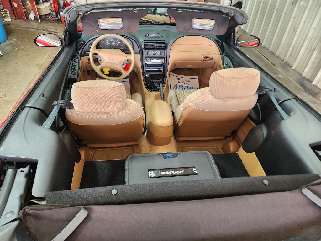 Ford Mustang 2dr Convertible GT 1994