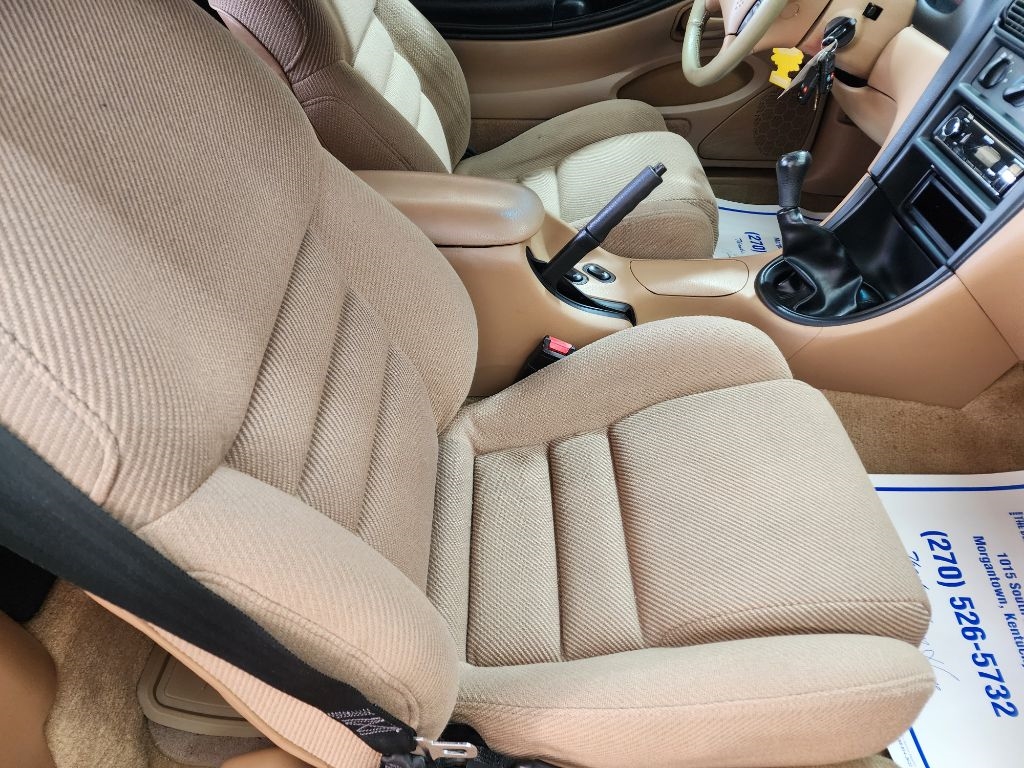 Ford Mustang 2dr Convertible GT 1994