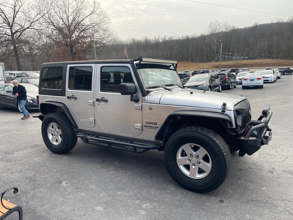 Jeep Wrangler Unlimited 4WD 4dr Sport 2012