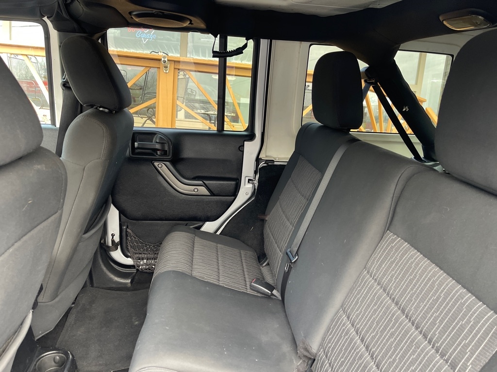 Jeep Wrangler Unlimited 4WD 4dr Sport 2012