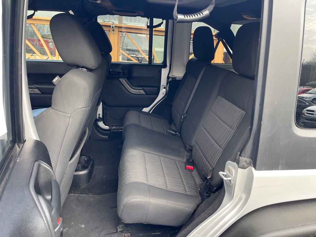 Jeep Wrangler Unlimited 4WD 4dr Sport 2012